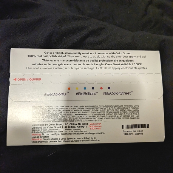 Last Chance! COLOR STREET Lines Clear Stripped Design Nail Polish Strips - Picture 7 of 9